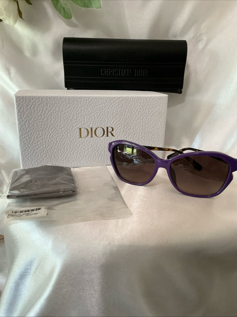 NIB Simply Dior Purple Frame Sunglasses with Brown Gradient Lenses 58-15-135